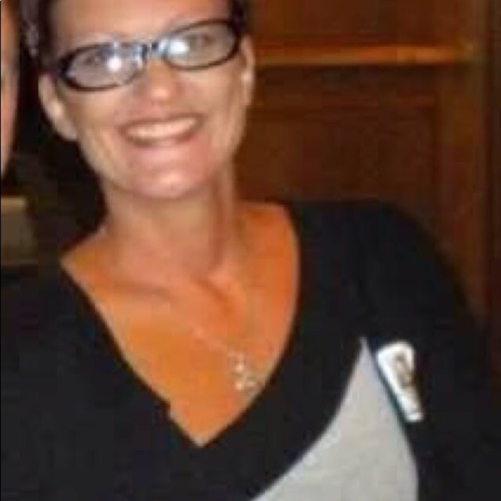 Meet your Posher, Angie